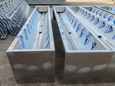 電加熱飲水槽使用中防范漏電風(fēng)險(xiǎn)，畜禽和操作人員安